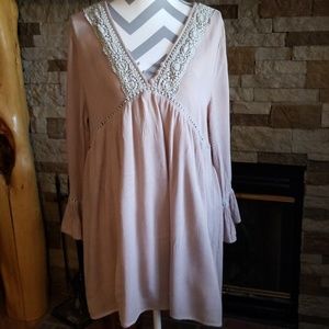 Beautiful boutique top!